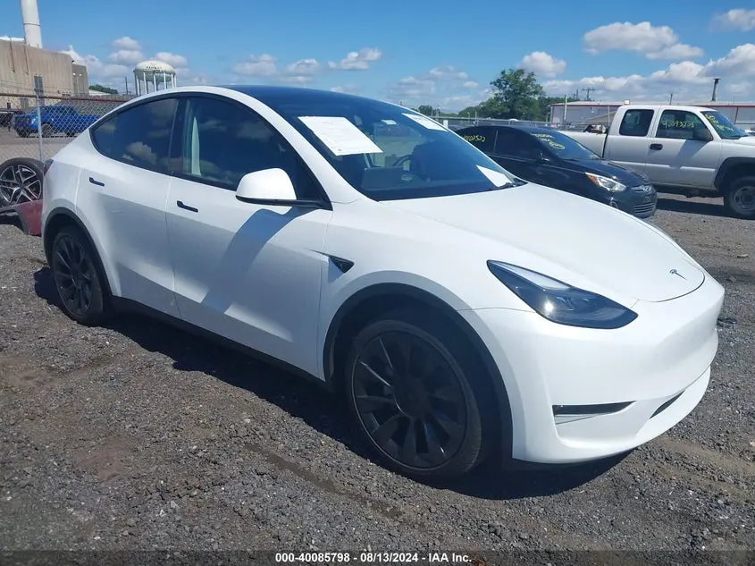 Tesla Model Y 2023