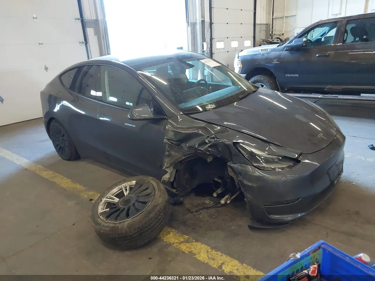 Tesla Model Y Awd/Long Range Dual Motor All-Wheel Drive 2023