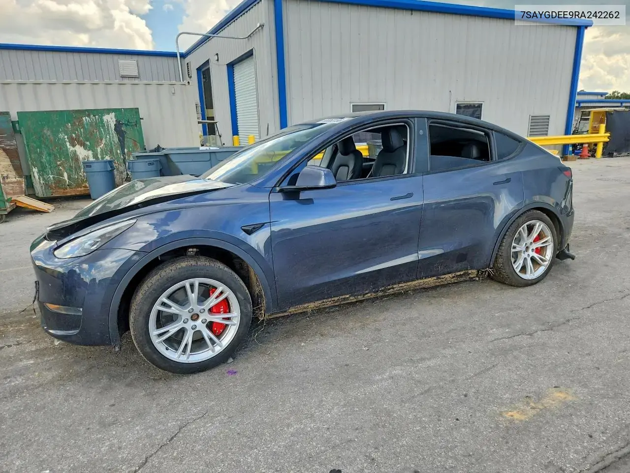 Tesla Model Y 2024