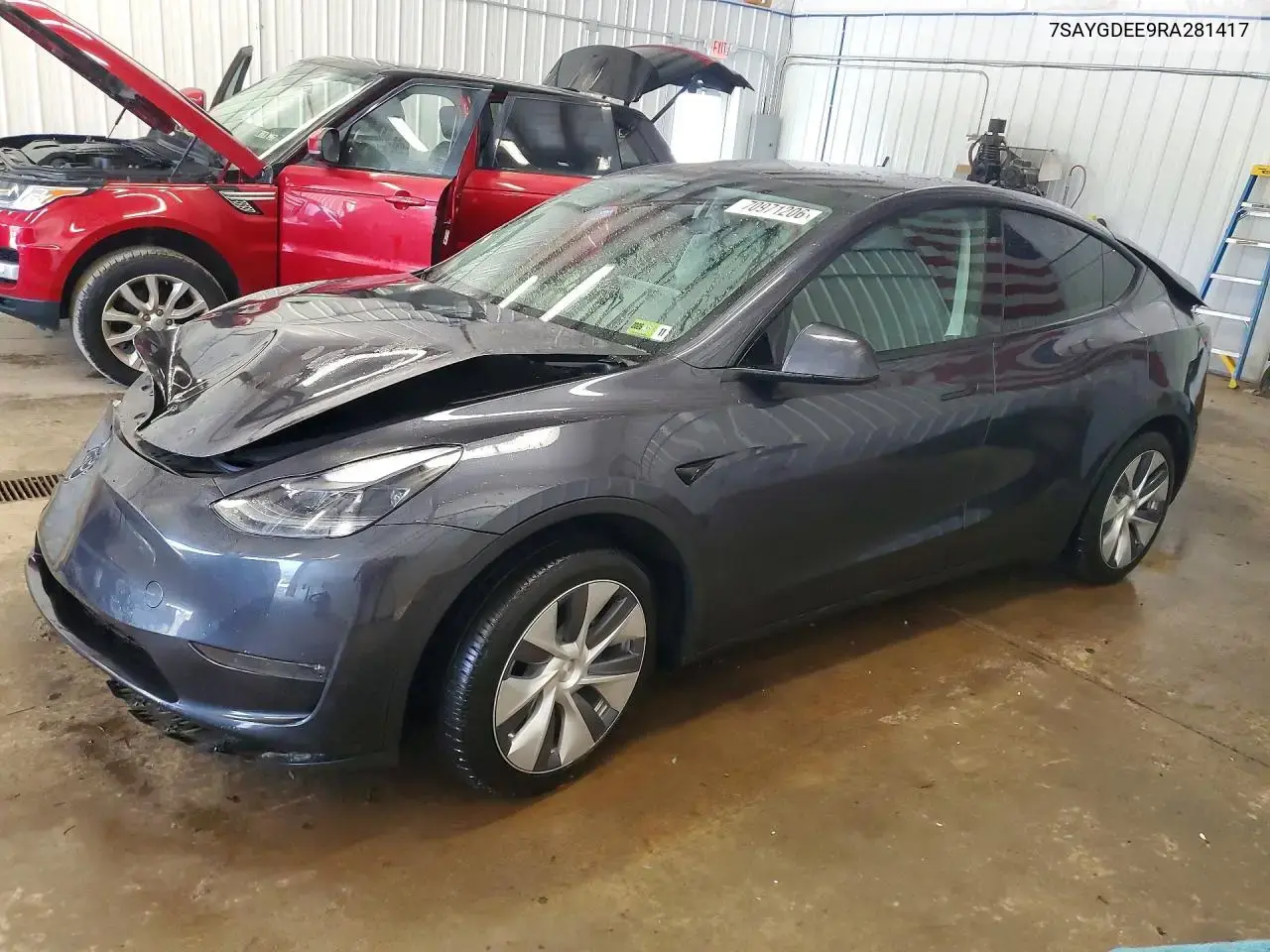 Tesla Model Y 2024