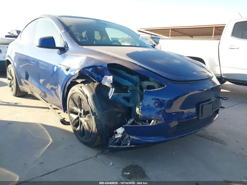 Tesla Model Y Long Range Dual Motor All-Wheel Drive 2024