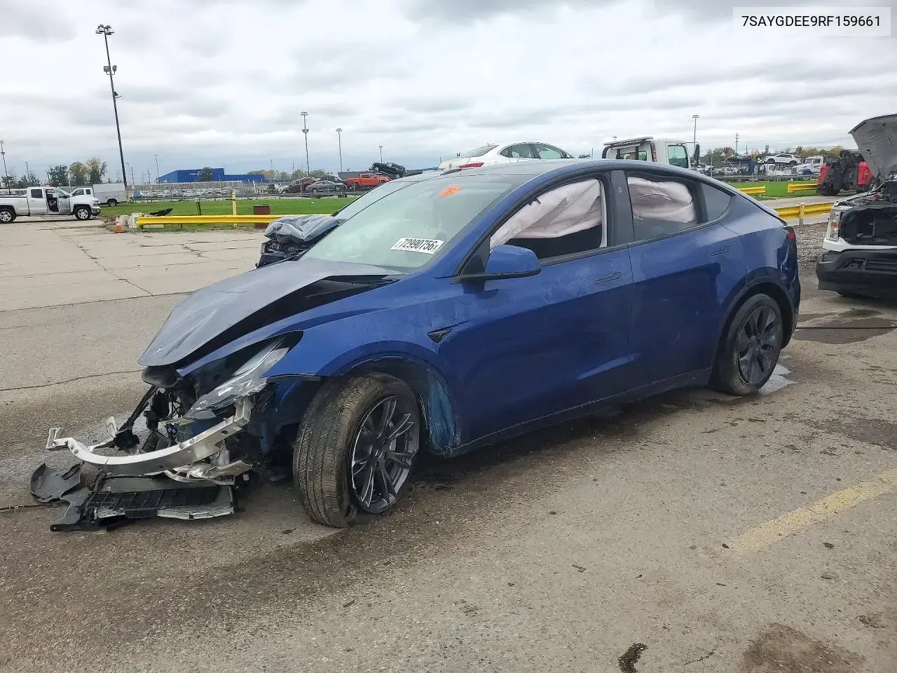 Tesla Model Y 2024