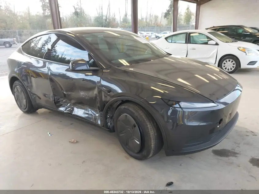 Tesla Model Y All-Wheel Drive/Long Range Launch Series/Premium All-Wheel Drive 2026