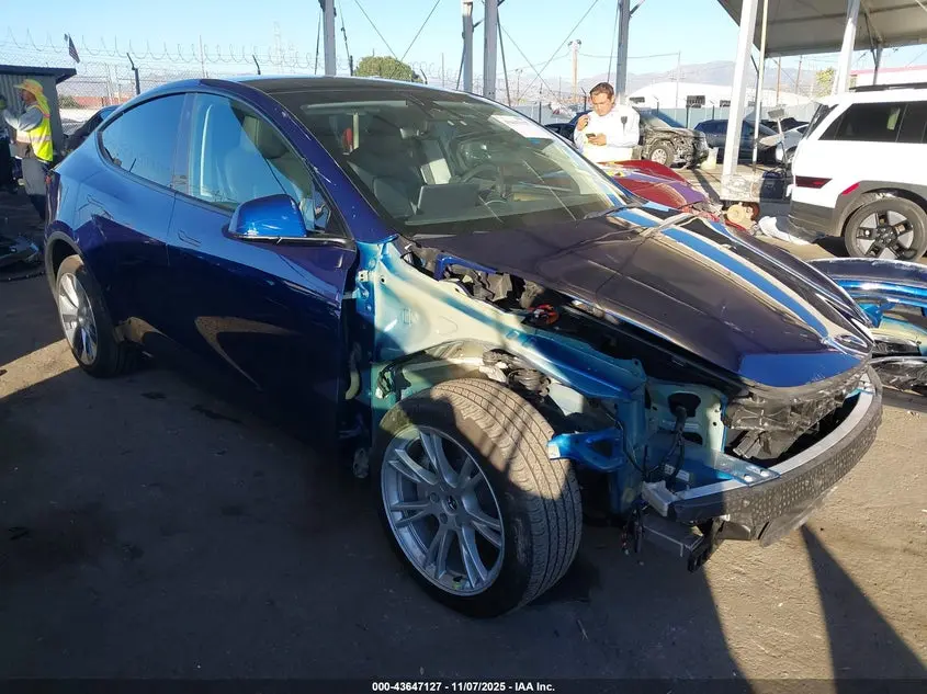 Tesla Model Y Awd/Long Range Dual Motor All-Wheel Drive 2023