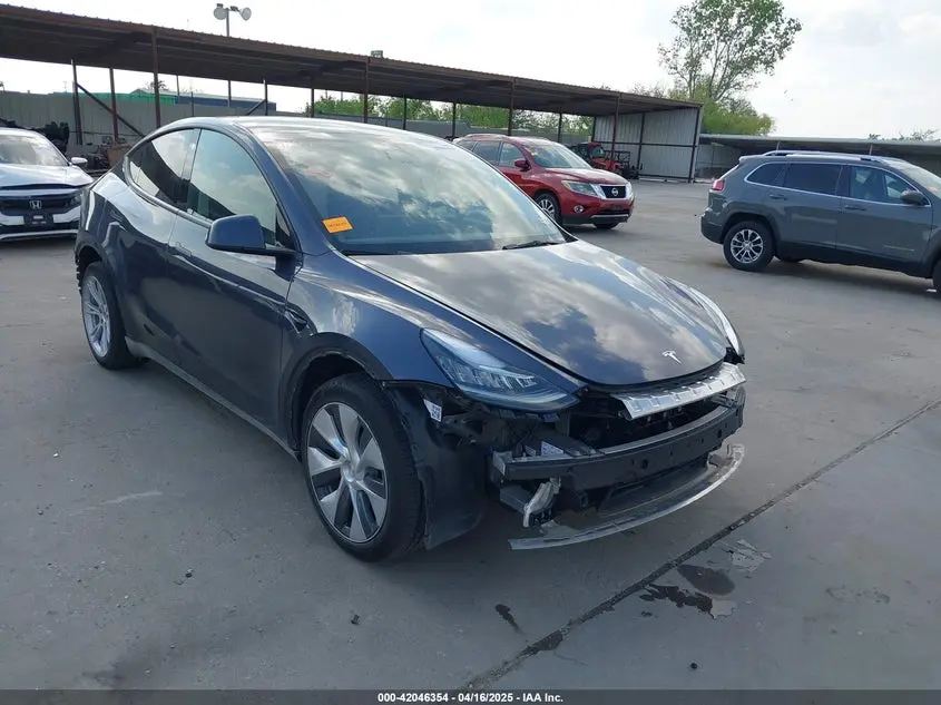 Tesla Model Y Awd/Long Range Dual Motor All-Wheel Drive 2023