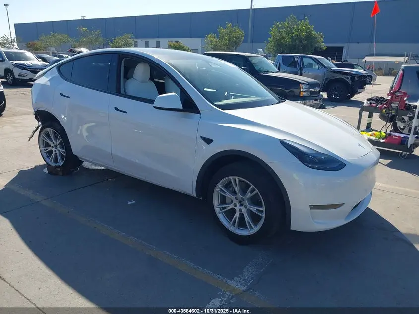 Tesla Model Y Awd/Long Range Dual Motor All-Wheel Drive 2023