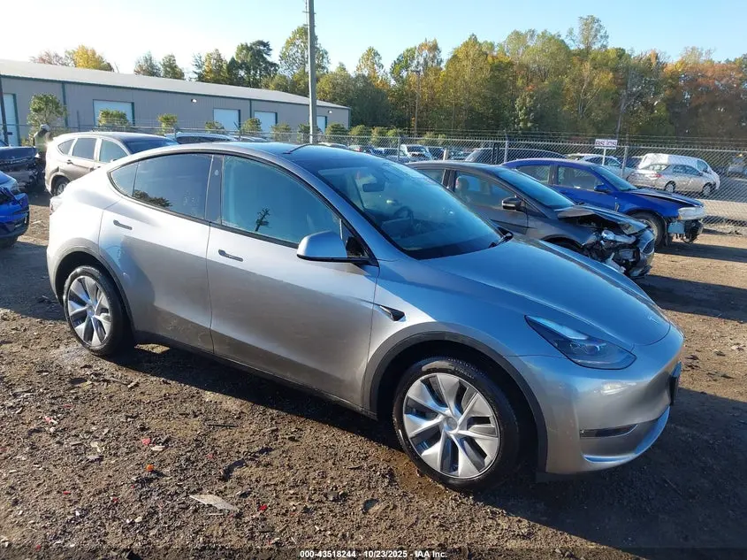 Tesla Model Y Long Range Dual Motor All-Wheel Drive 2024