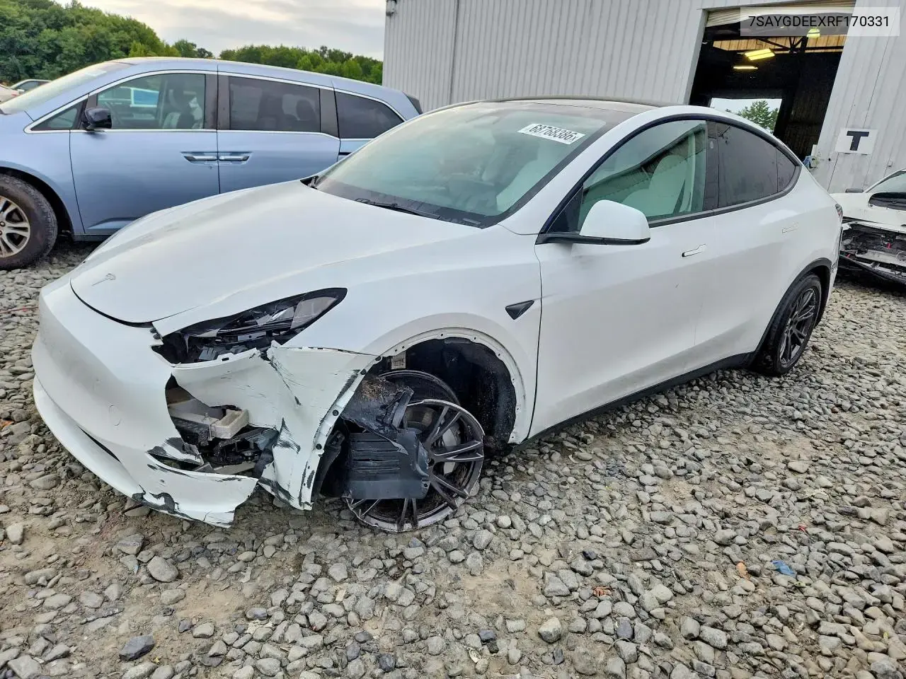 Tesla Model Y 2024