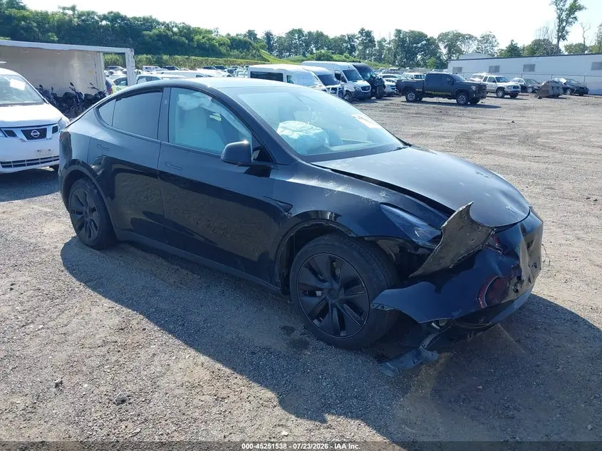 Tesla Model Y Long Range Dual Motor All-Wheel Drive 2025