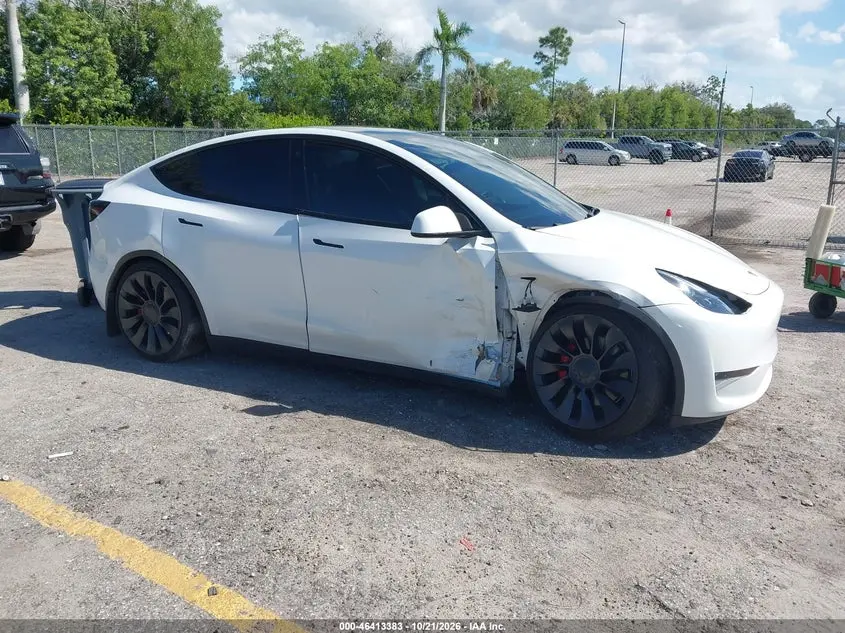 Tesla Model Y Performance Dual Motor All-Wheel Drive 2023