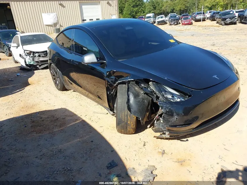 Tesla Model Y Performance Dual Motor All-Wheel Drive 2023