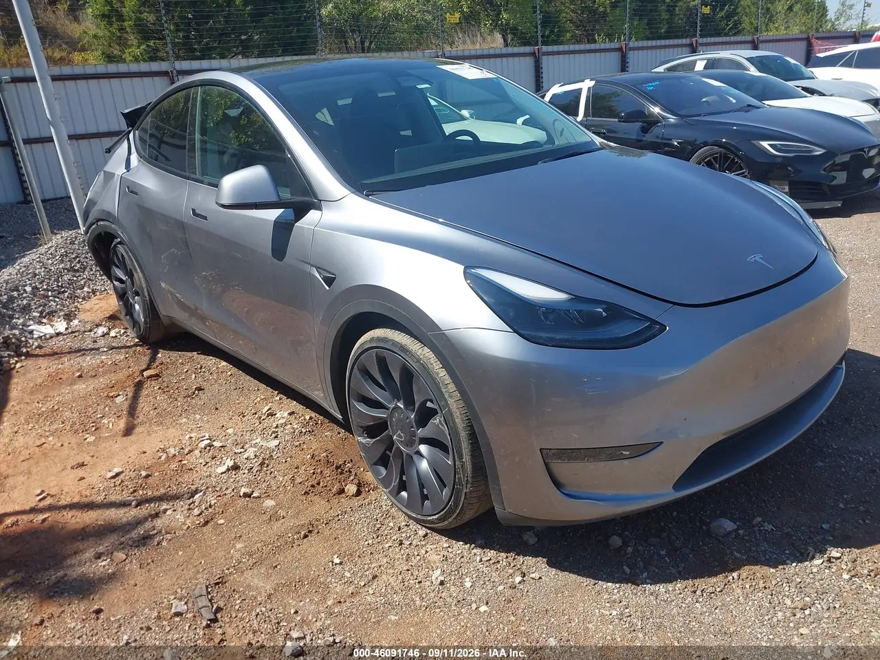 Tesla Model Y Performance Dual Motor All-Wheel Drive 2024