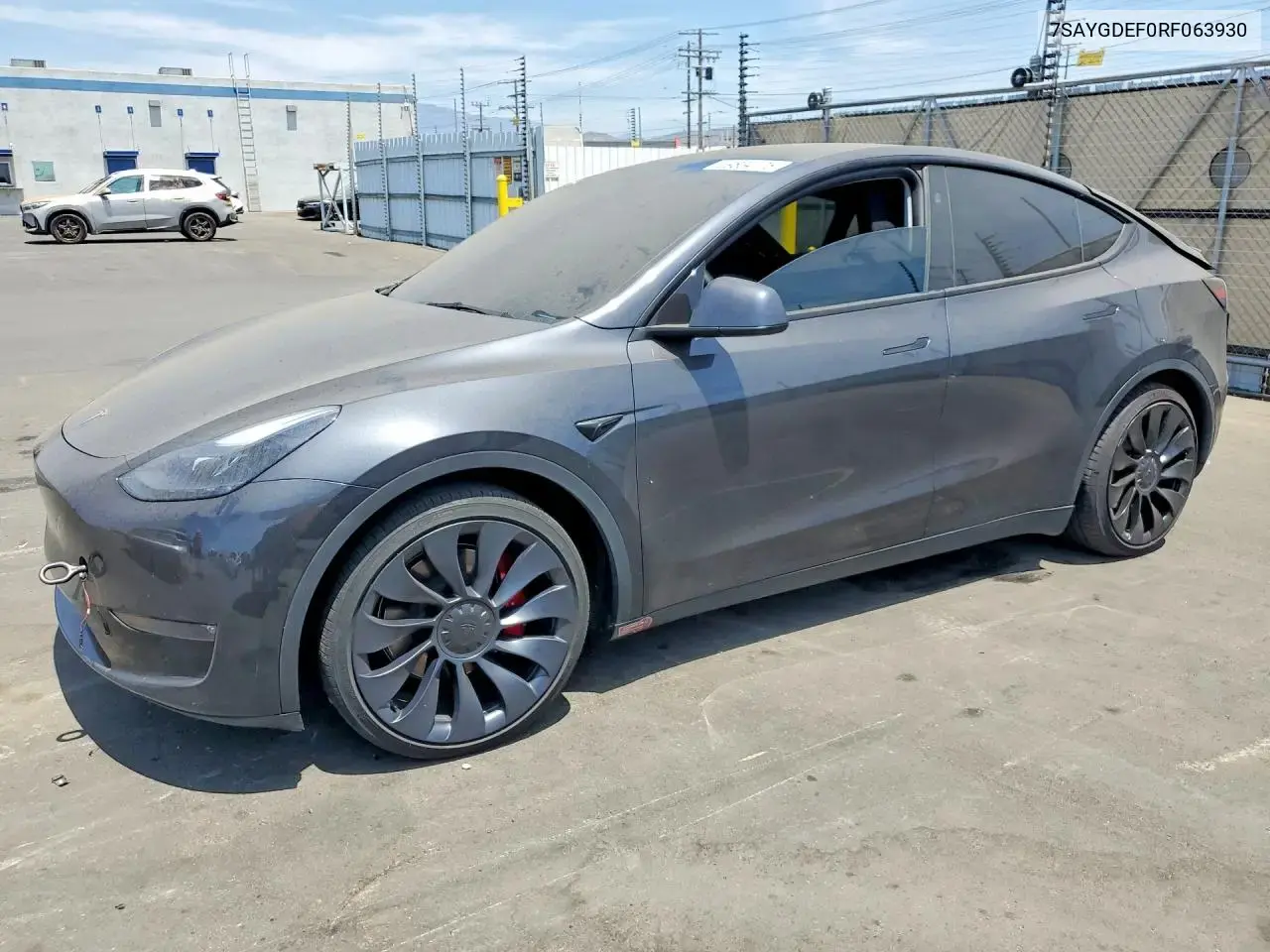 Tesla Model Y 2024