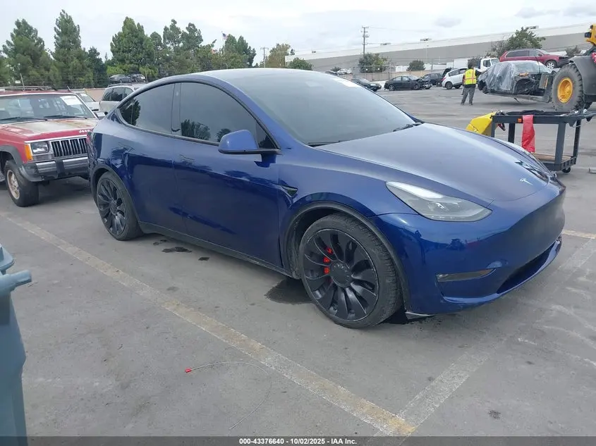 Tesla Model Y Performance Dual Motor All-Wheel Drive 2022