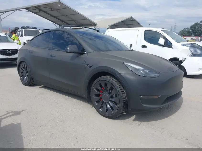 Tesla Model Y Performance Dual Motor All-Wheel Drive 2023