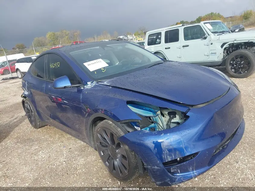 Tesla Model Y Performance Dual Motor All-Wheel Drive 2024