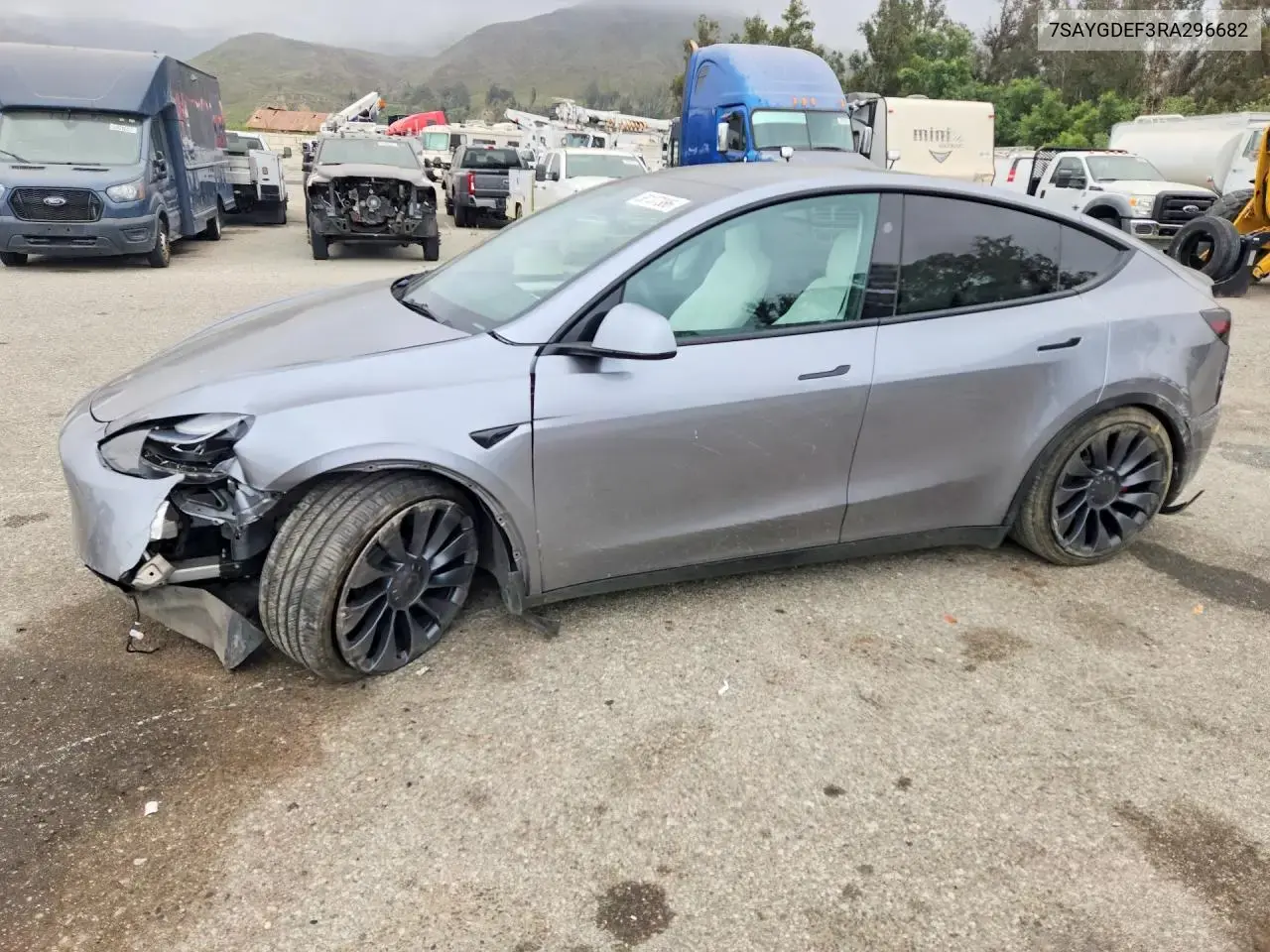 Tesla Model Y 2024
