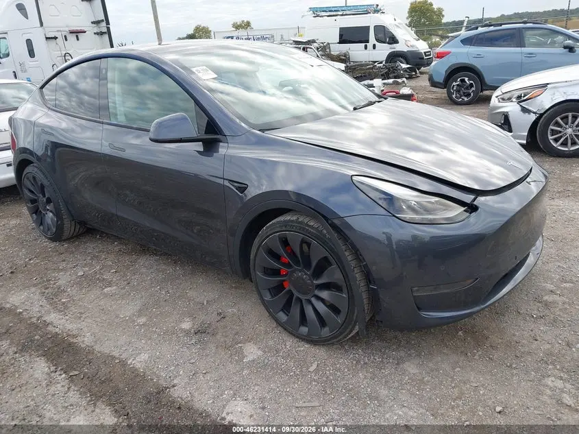 Tesla Model Y Performance Dual Motor All-Wheel Drive 2022