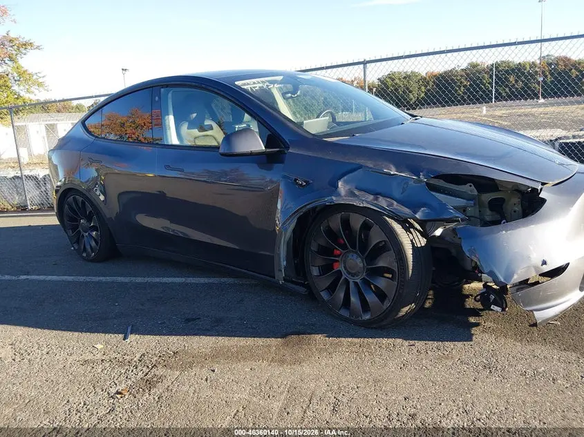 Tesla Model Y Performance Dual Motor All-Wheel Drive 2023