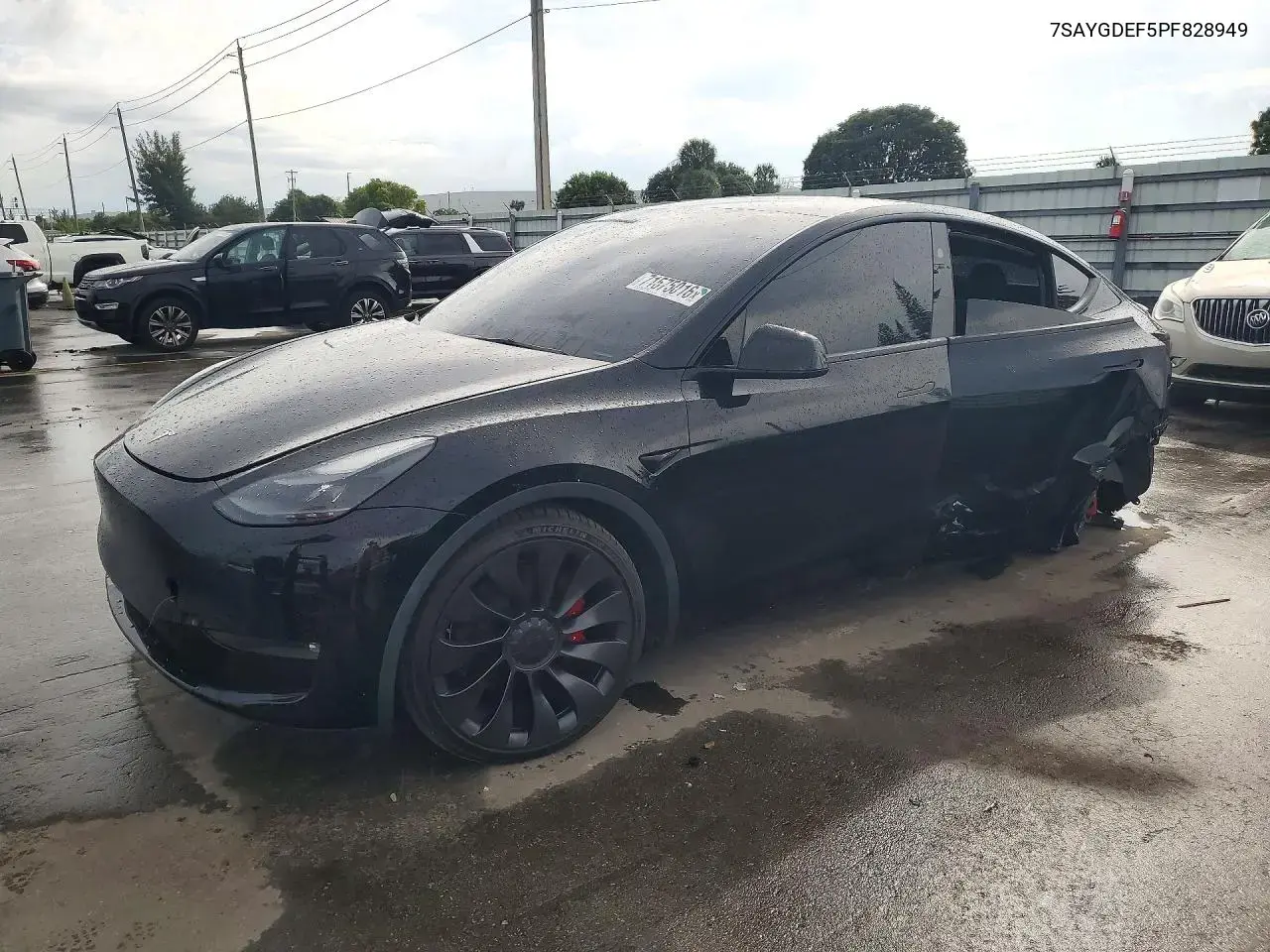 Tesla Model Y 2023