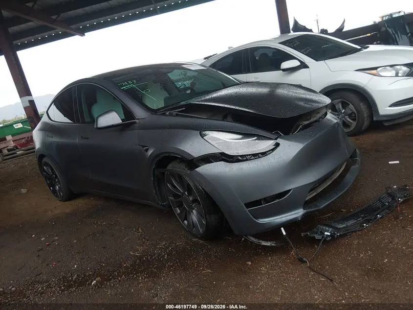 Tesla Model Y Performance Dual Motor All-Wheel Drive 2023