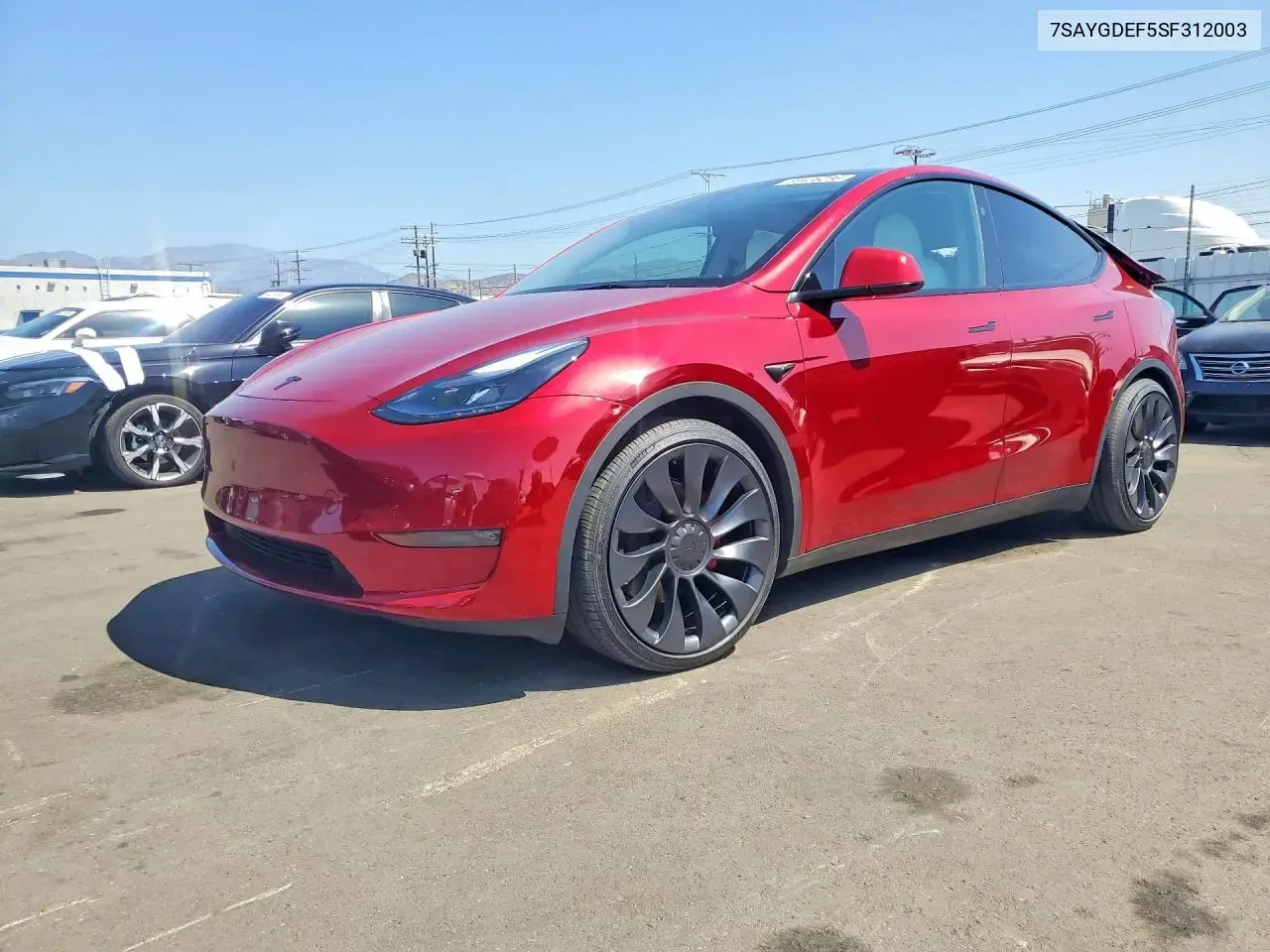 Tesla Model Y 2025