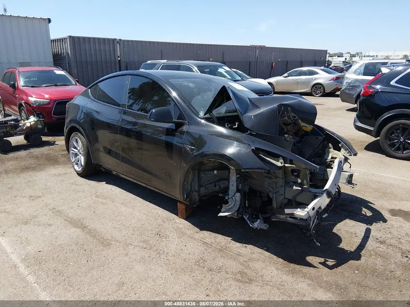 Tesla Model Y Performance Dual Motor All-Wheel Drive 2023