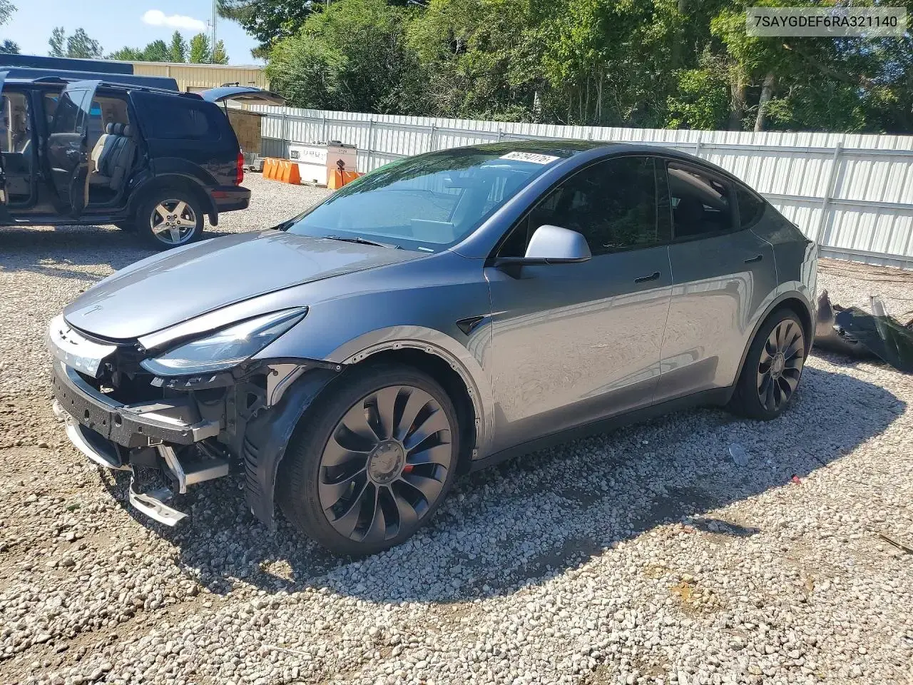 Tesla Model Y 2024