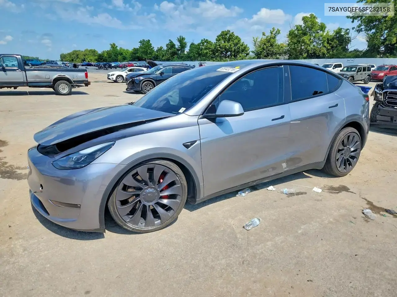Tesla Model Y 2025
