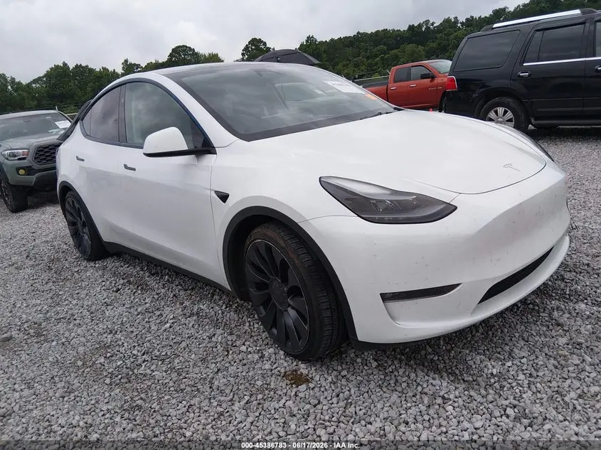 Tesla Model Y Performance Dual Motor All-Wheel Drive 2024