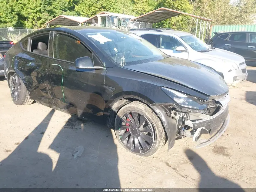 Tesla Model Y Performance Dual Motor All-Wheel Drive 2025