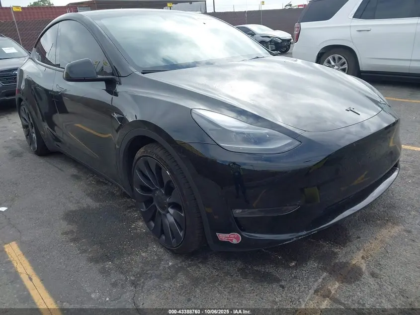Tesla Model Y Performance Dual Motor All-Wheel Drive 2024