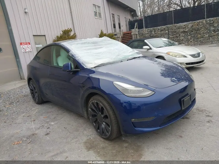 Tesla Model Y Performance Dual Motor All-Wheel Drive 2022