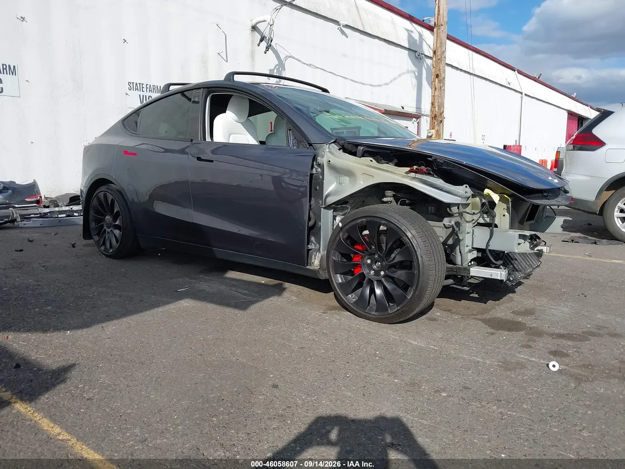 Tesla Model Y Performance Dual Motor All-Wheel Drive 2022