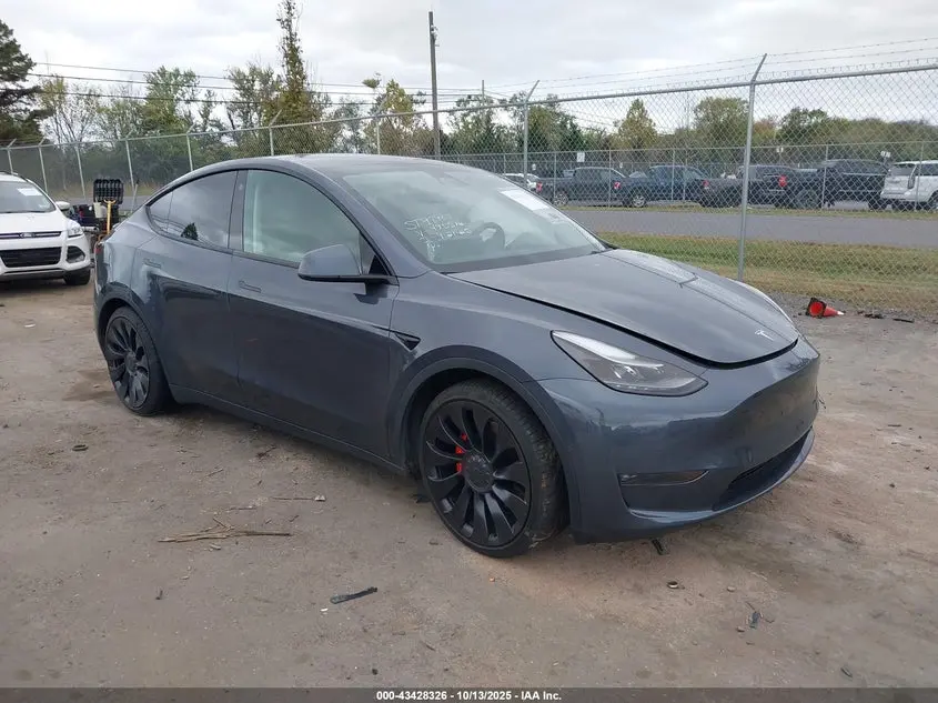 Tesla Model Y Performance Dual Motor All-Wheel Drive 2022