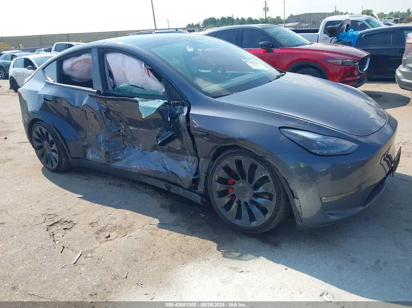 Tesla Model Y Performance Dual Motor All-Wheel Drive 2023