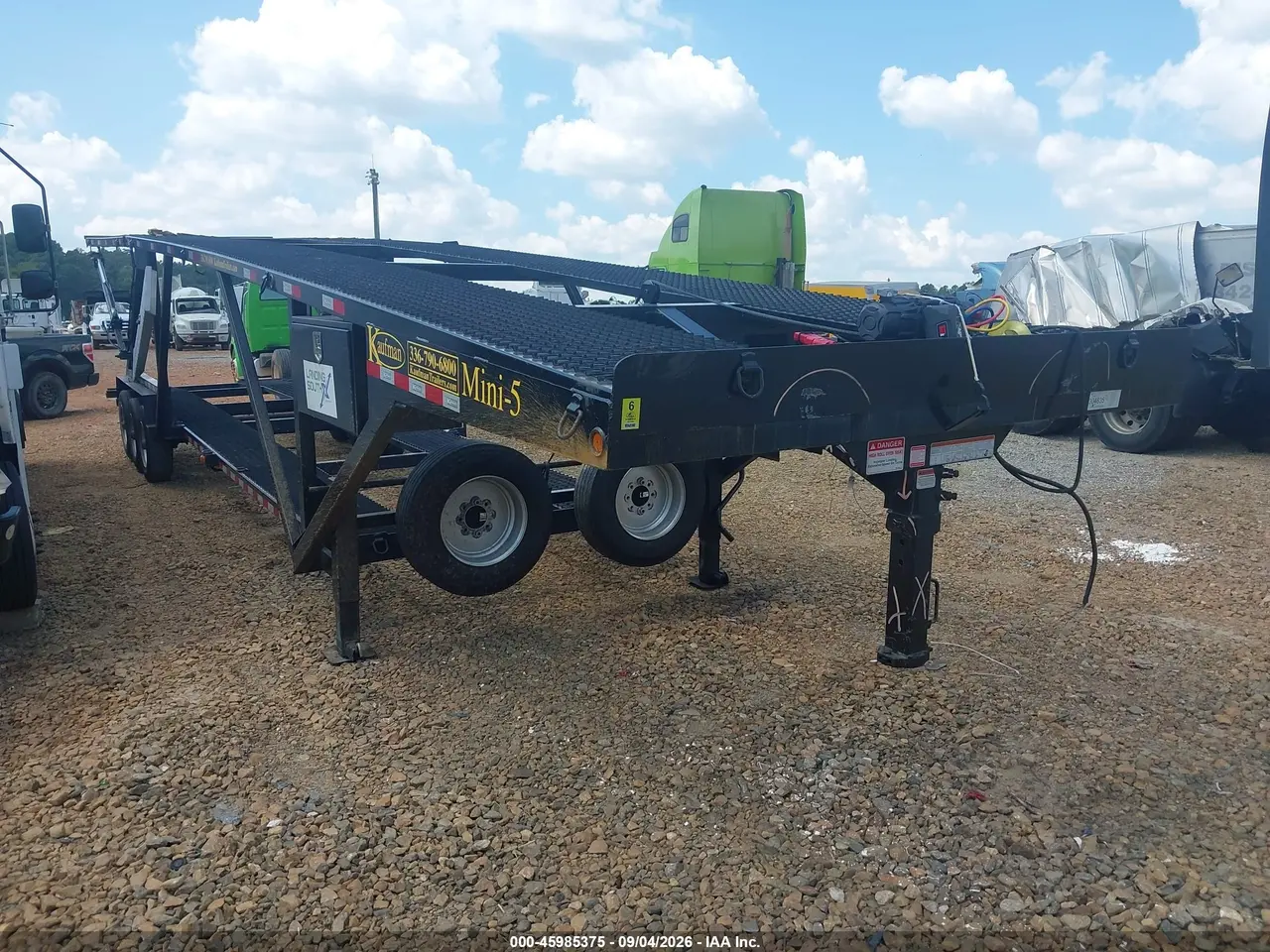 Kaufman Trailers Detachable Neck Trailer 2026