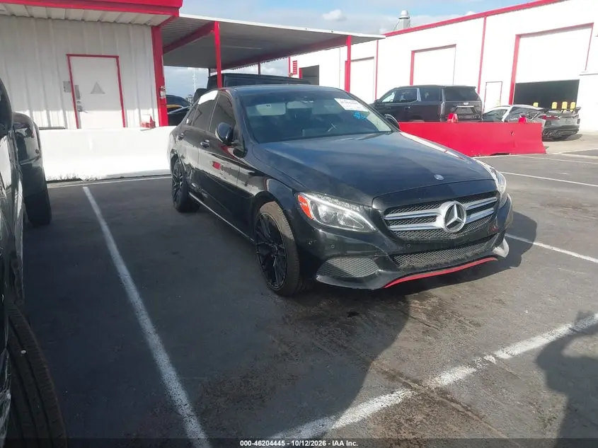 Mercedes-Benz C300 2015