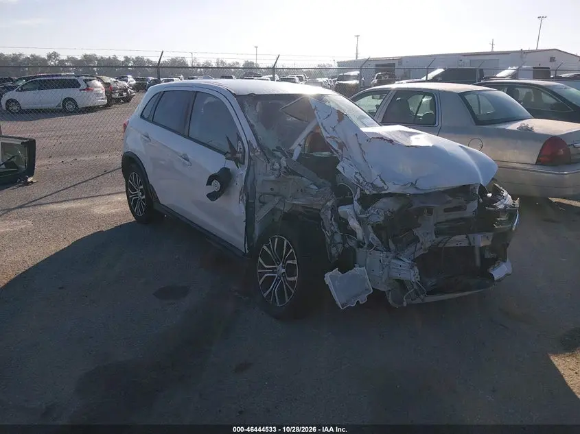 Mitsubishi Outlander Sport 2.0 Es/2.0 Le 2017