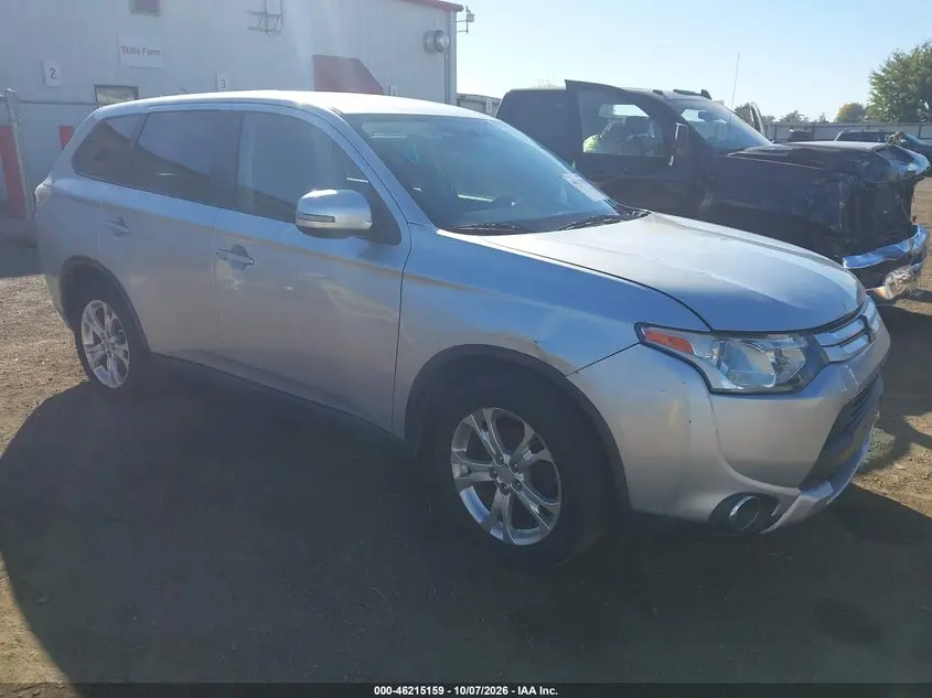 Mitsubishi Outlander Se 2015