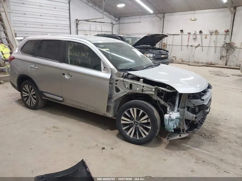 Mitsubishi Outlander Es 2019