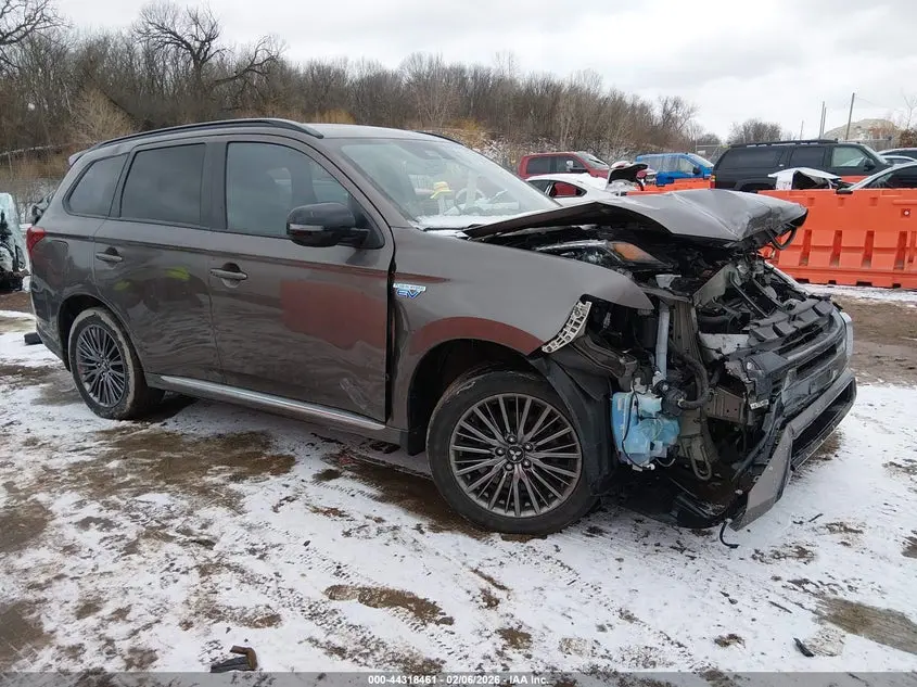 Mitsubishi Outlander Phev Gt S-Awc/Le S-Awc/Sel S-Awc 2021