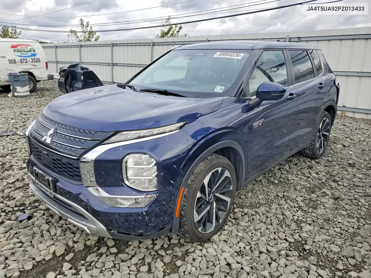 Mitsubishi Outlander Se 2023