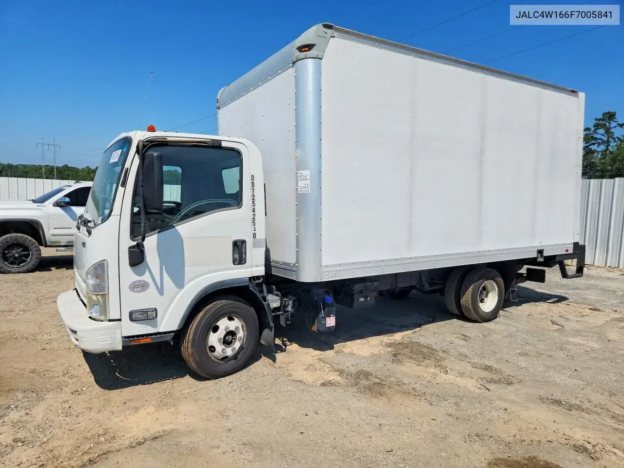 Isuzu Npr Hd Box Truck 2015