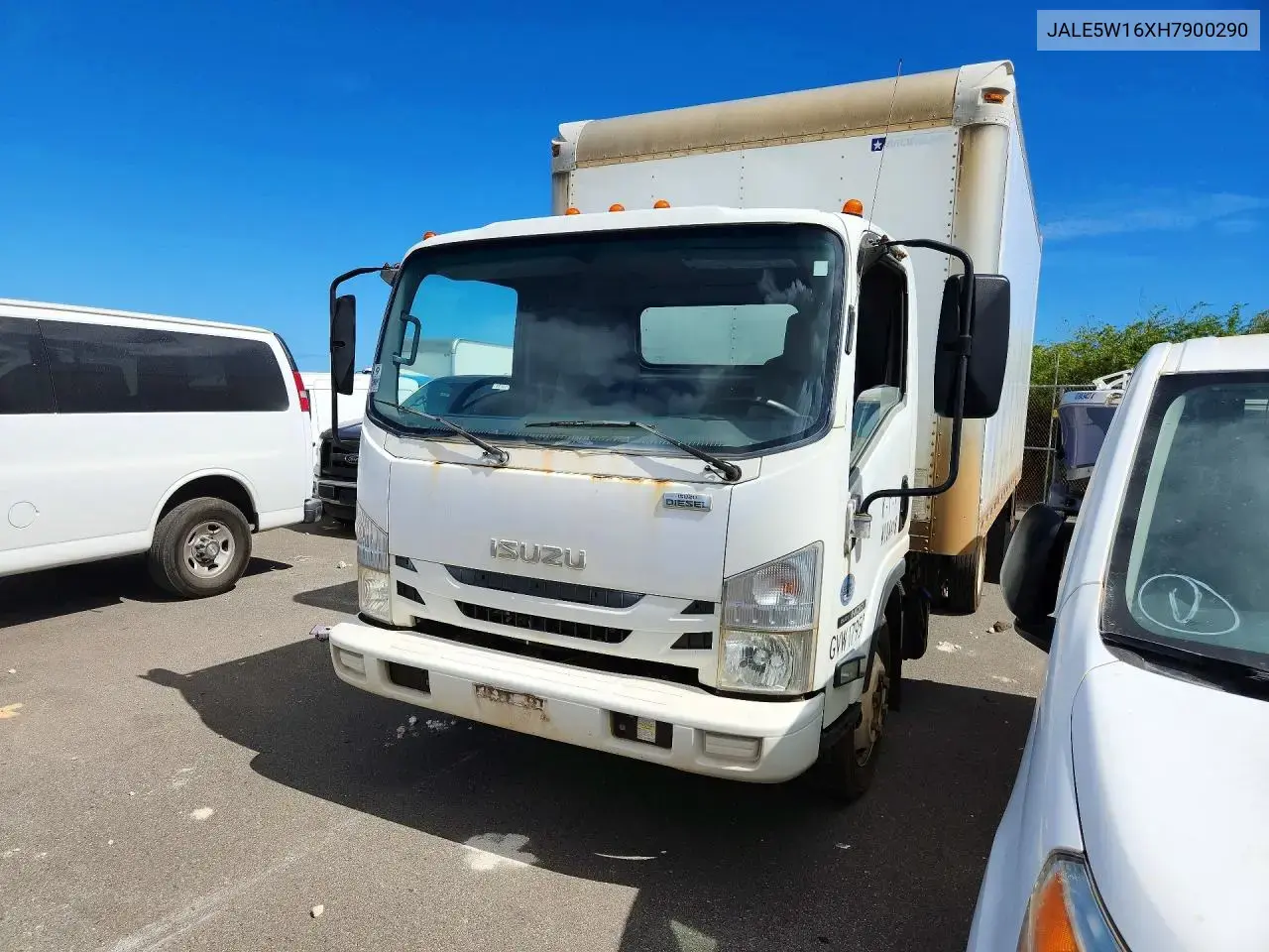 Isuzu Nqr Box Truck 2017