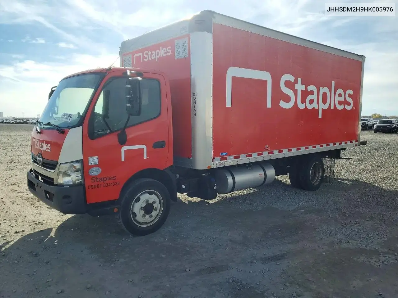 Hino 195 2017