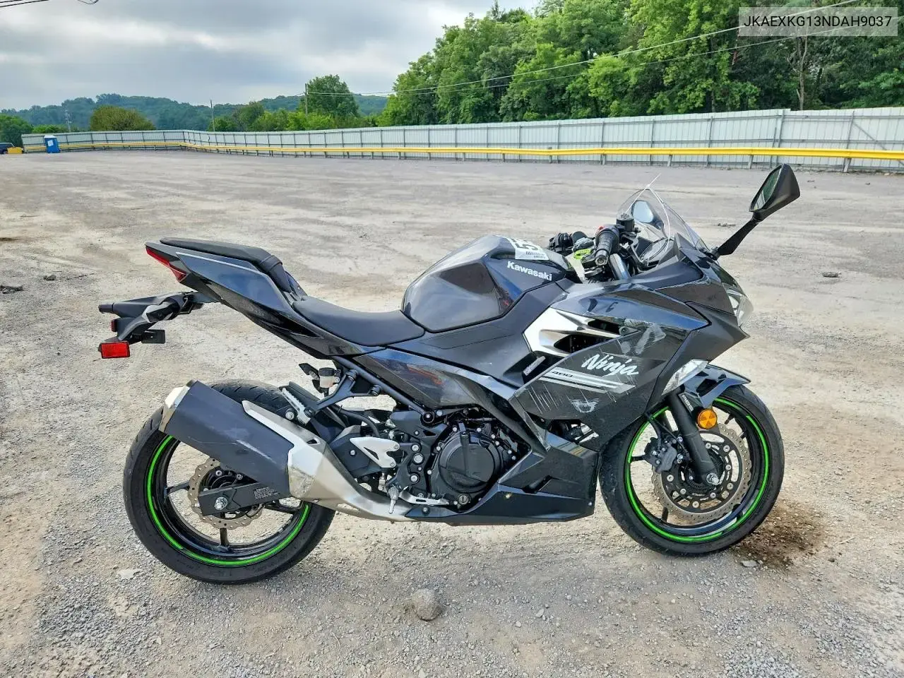 Kawasaki Ex400 2022