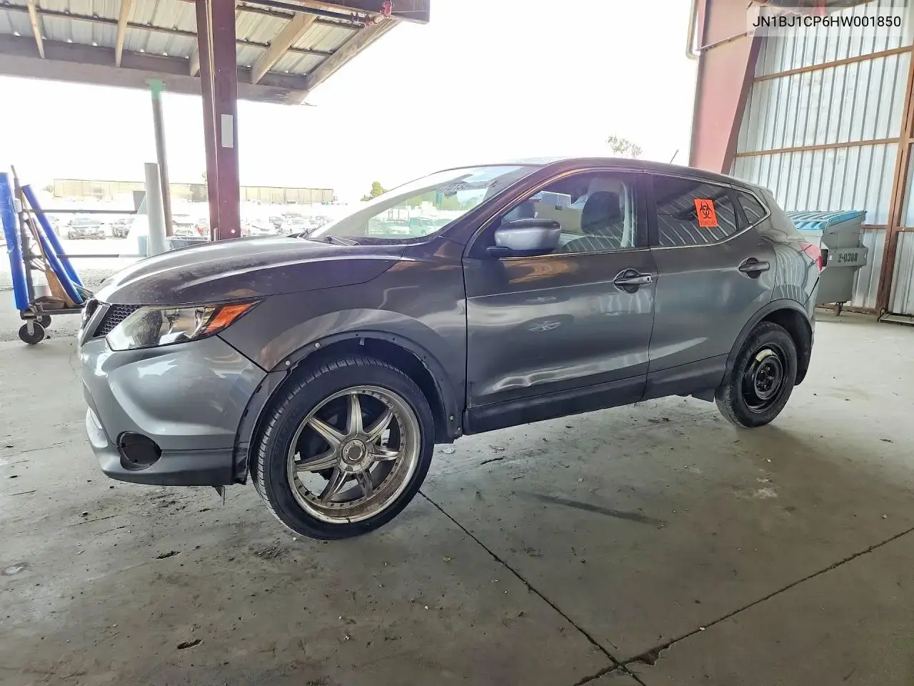 Nissan Rogue Sport S 2017