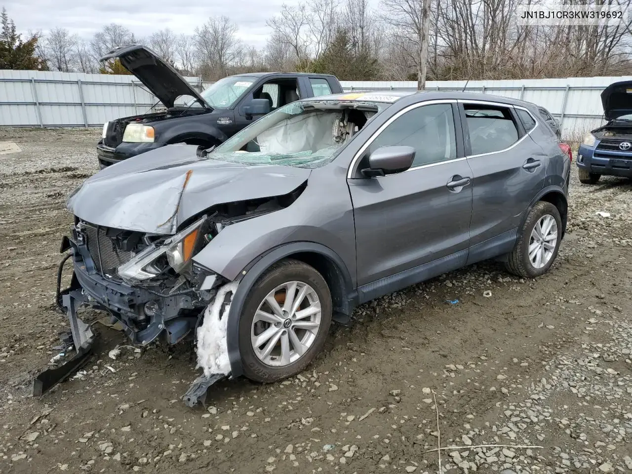Nissan Rogue Sport S 2019