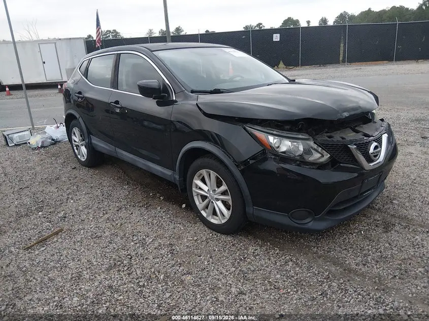 Nissan Rogue Sport S 2018
